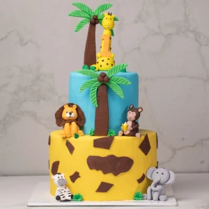 ANIMALS THEME FONDANT CAKE