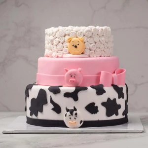 FARM ANIMALS THEME FONDANT CAKE