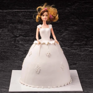 BARBIE DOLL FONDANT CAKE / PRINCESS CAKE