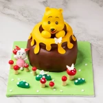 WINNIE-THE-POOH THEME FONDANT CAKE